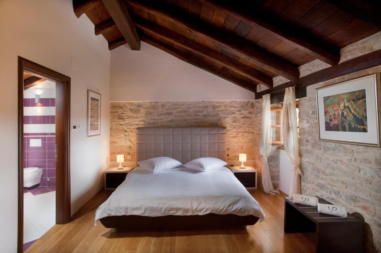 Villa Poropati, Groznjan, Istria - Luxury Countryside Estate For Up To 19 Persons - Large Pool Of 80M2 With Kids Section Екстер'єр фото